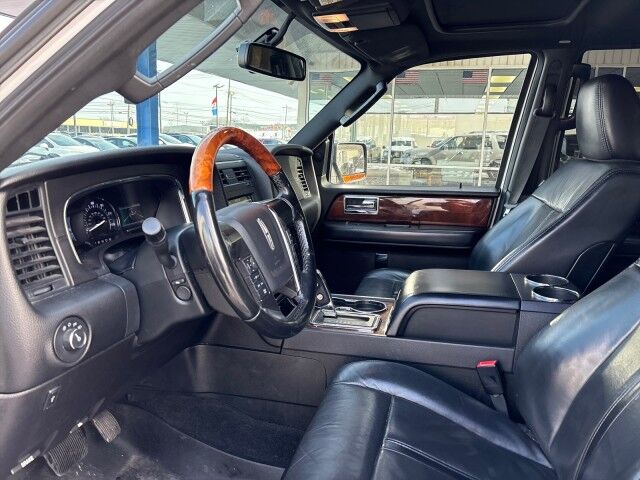 2016 Lincoln Navigator Select Cleveland OH