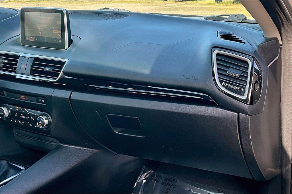 2016 MAZDA Mazda3 i Grand Touring OR