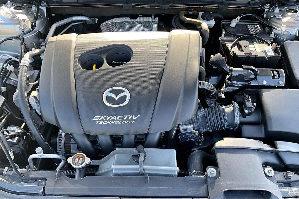 2016 MAZDA Mazda3 i Grand Touring OR