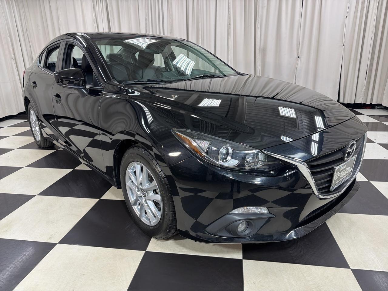 2016 MAZDA Mazda3