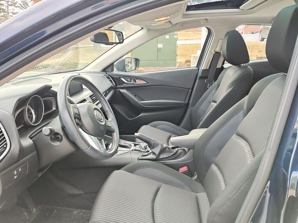 2016 MAZDA Mazda3 i Touring Hunt Valley MD