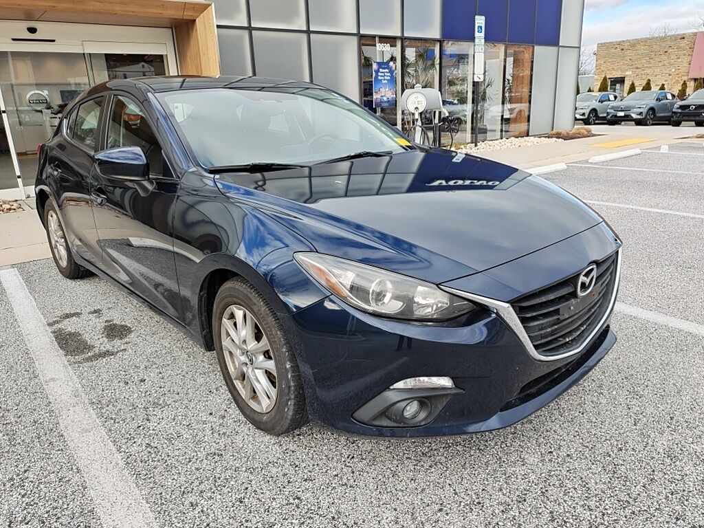 2016 MAZDA Mazda3