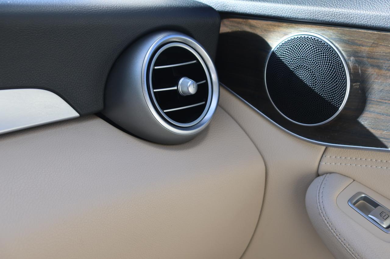 2016 MERCEDES-BENZ C-CLASS C300 Houston TX