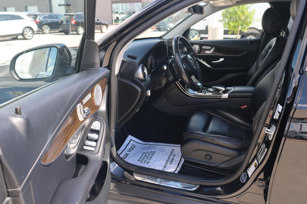 2016 MERCEDES-BENZ GLC 300 4MATIC Houston TX
