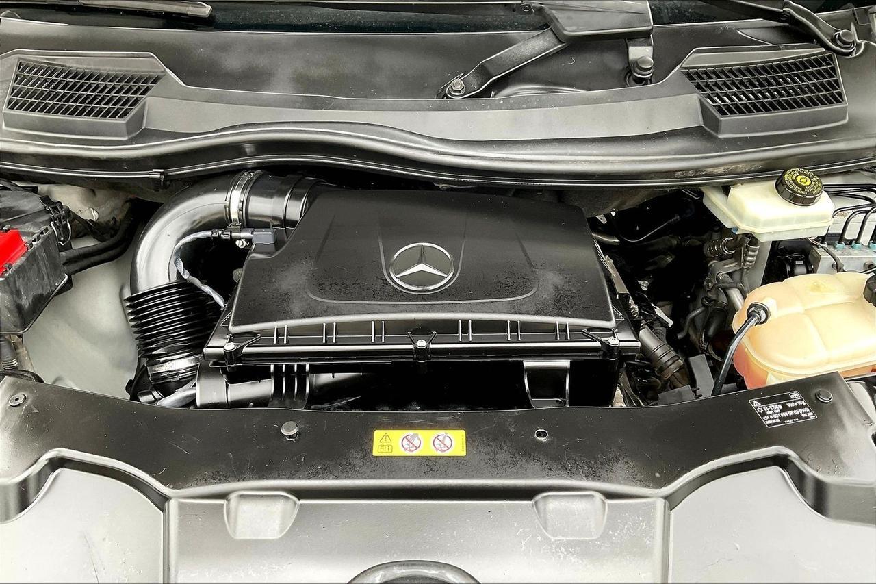 2016 MERCEDES-BENZ METRIS Houston TX