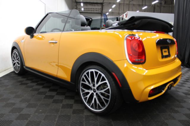 2016 MINI Convertible Cooper S Chantilly VA