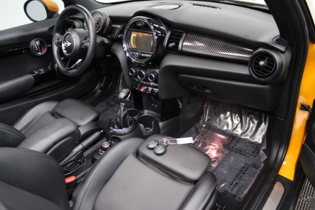 2016 MINI Convertible Cooper S Chantilly VA