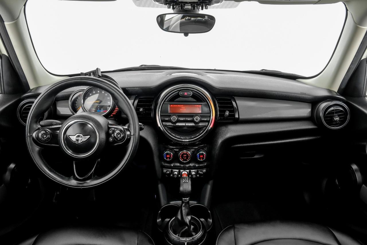 2016 MINI Cooper AUTOMATIC PANORAMA LEATHER SEATS KEYLESS START BLUETOOTH CRUISE CONTROL Carrollton TX