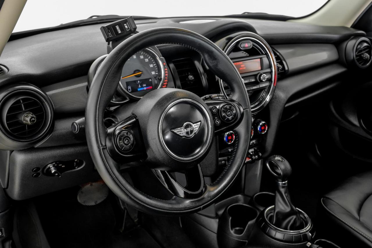2016 MINI Cooper AUTOMATIC PANORAMA LEATHER SEATS KEYLESS START BLUETOOTH CRUISE CONTROL Carrollton TX