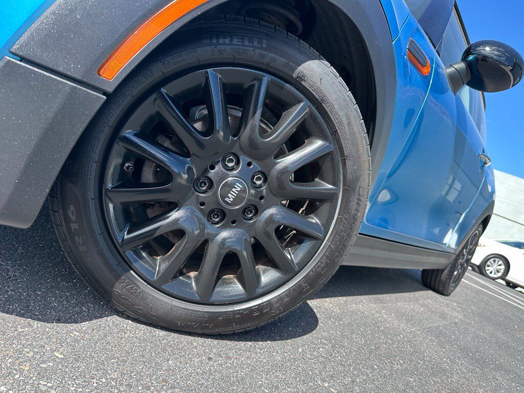 2016 MINI Cooper Base
