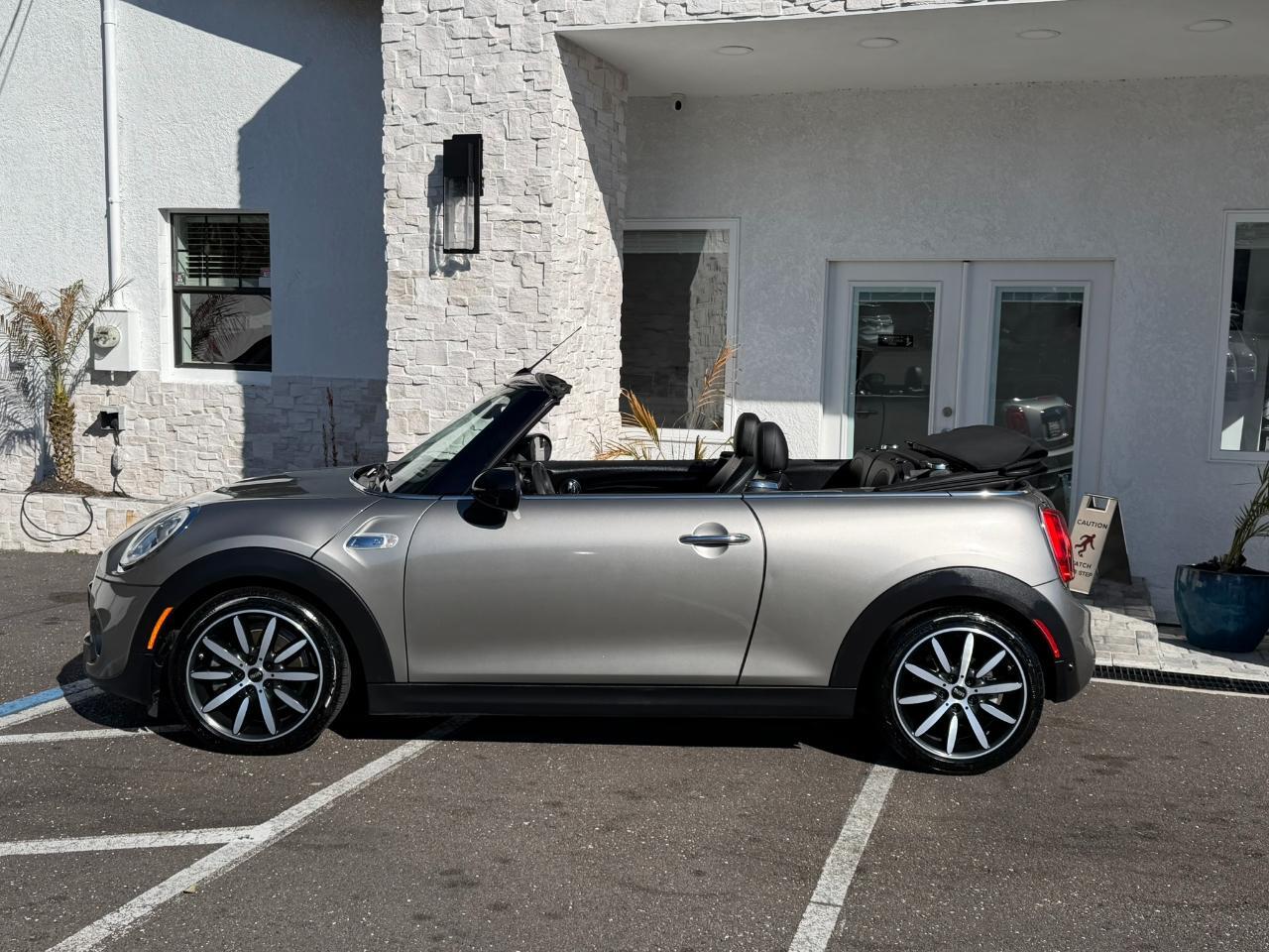 2016 MINI Cooper Convertible 2dr S