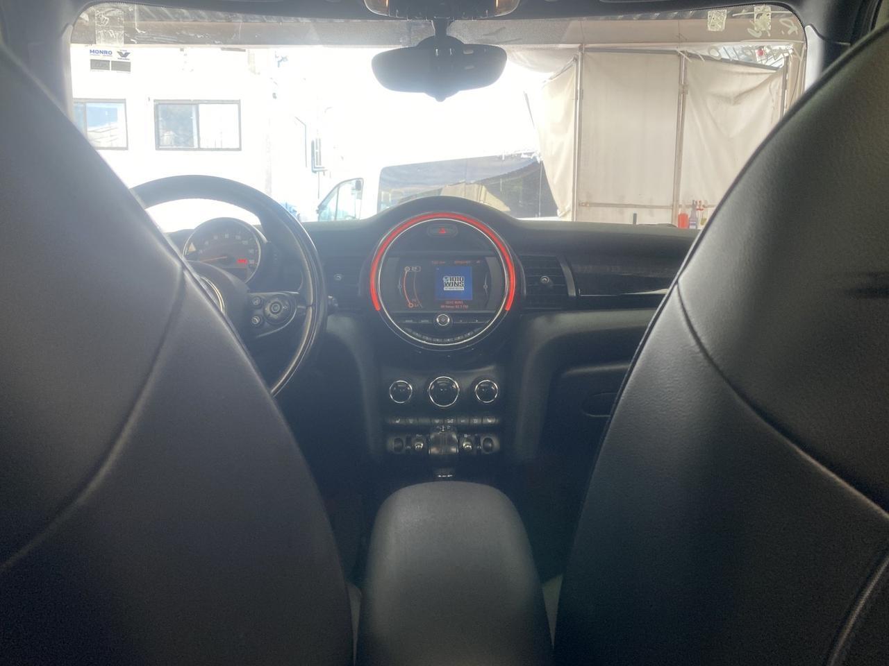 2016 MINI Cooper Hardtop 4 Door Richmond Hill NY