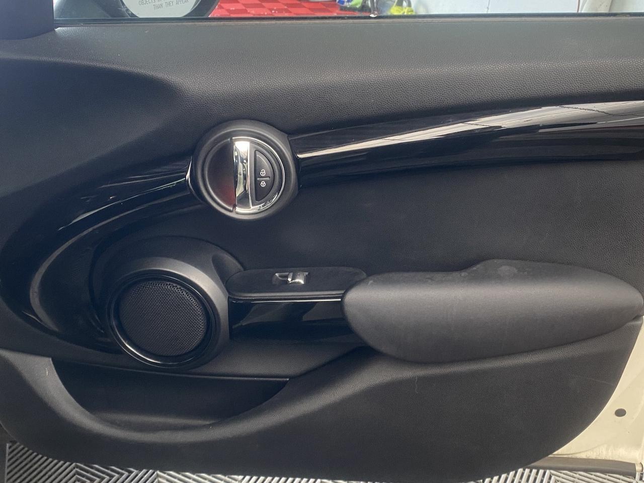 2016 MINI Cooper Hardtop 4 Door Richmond Hill NY