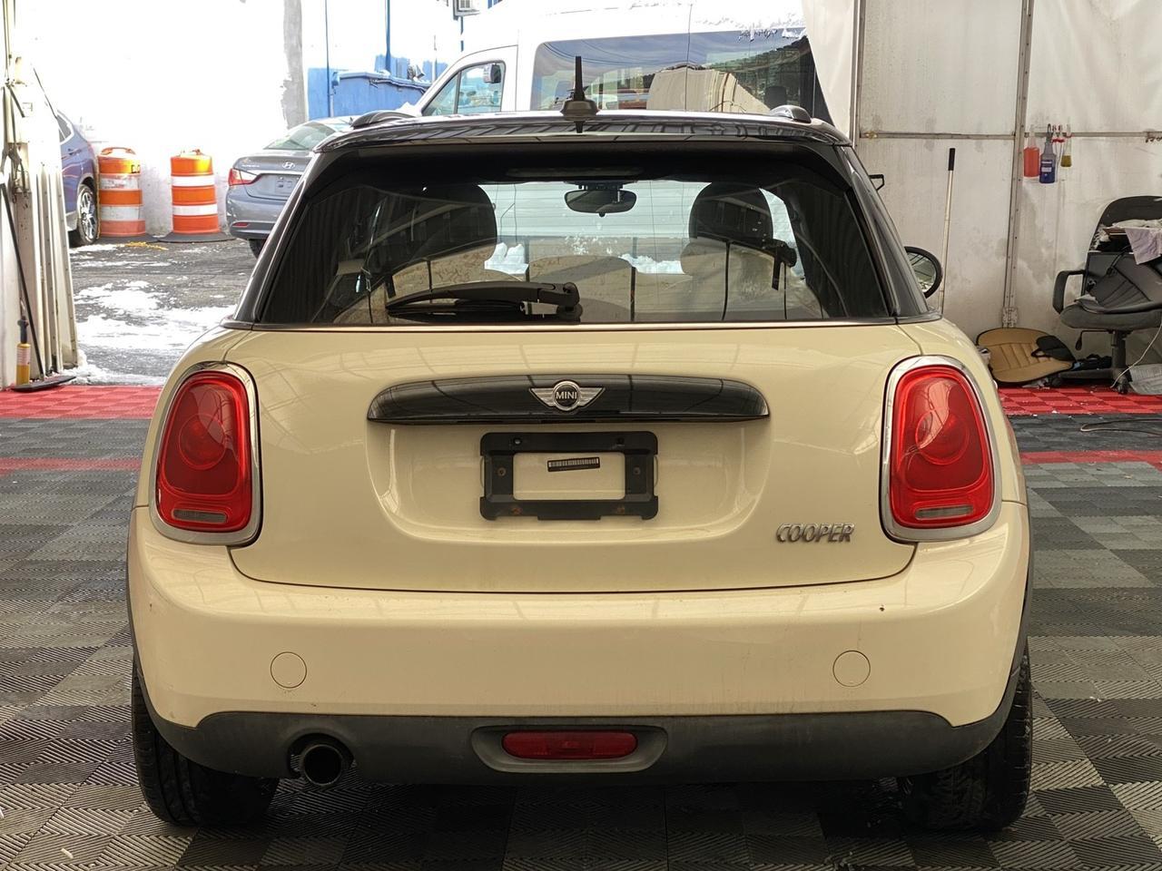 2016 MINI Cooper Hardtop 4 Door Richmond Hill NY