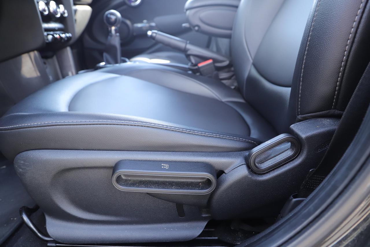 2016 MINI Cooper Hardtop 4 Door New Braunfels TX