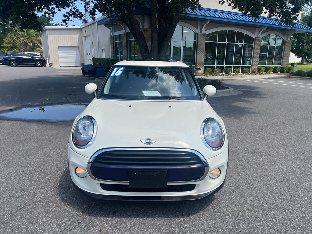 2016 MINI Hardtop Cooper (M6) Wilmington NC