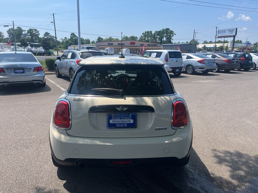 2016 MINI Hardtop Cooper (M6) Wilmington NC