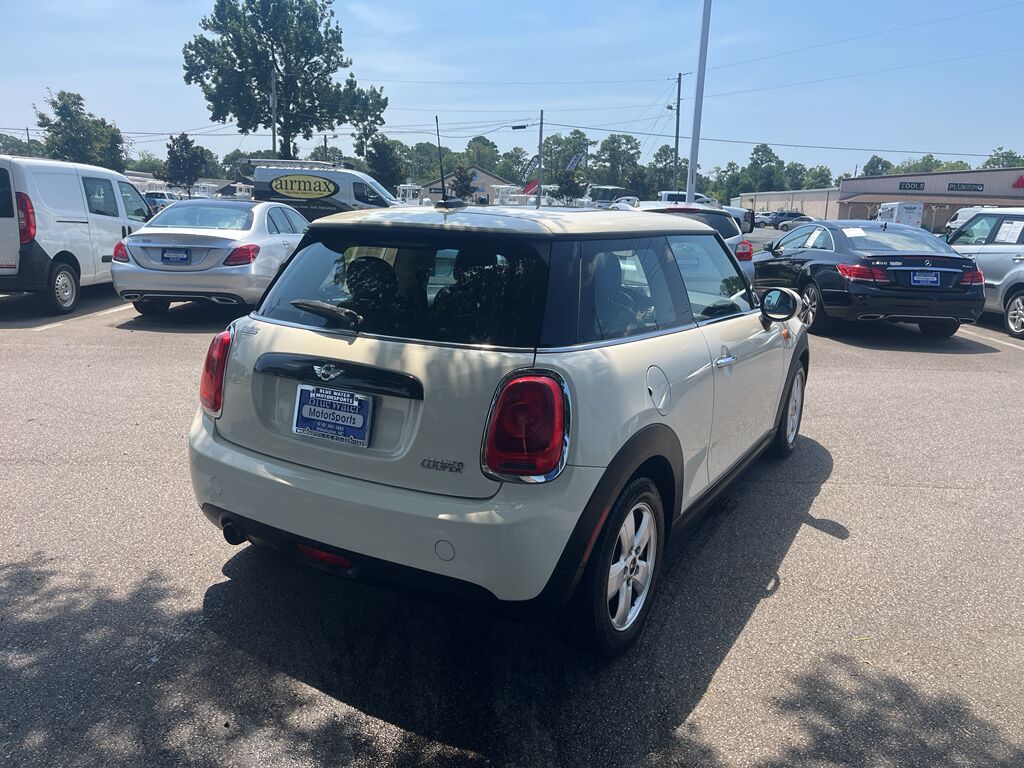 2016 MINI Hardtop Cooper (M6) Wilmington NC