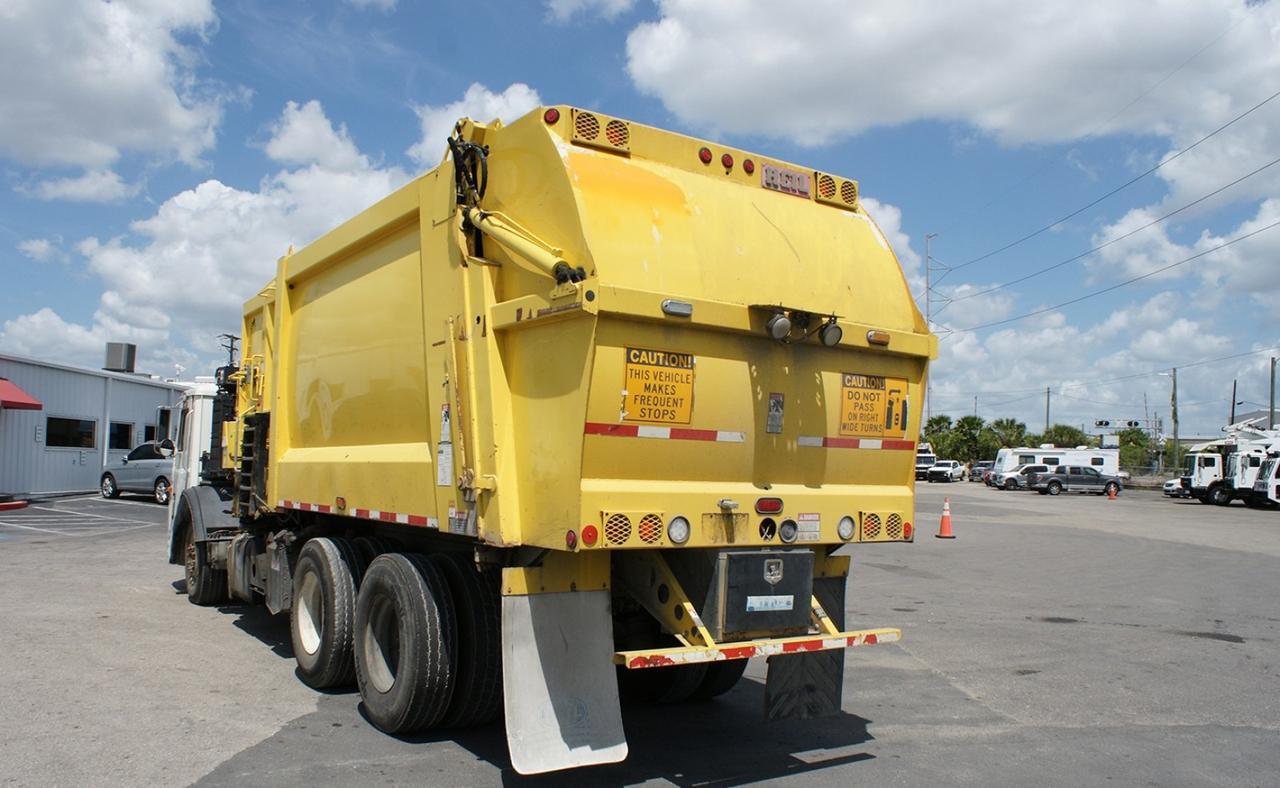 2016 Mack LEU613 28 Yard Heil Side Loader Garbage Truck Tampa FL