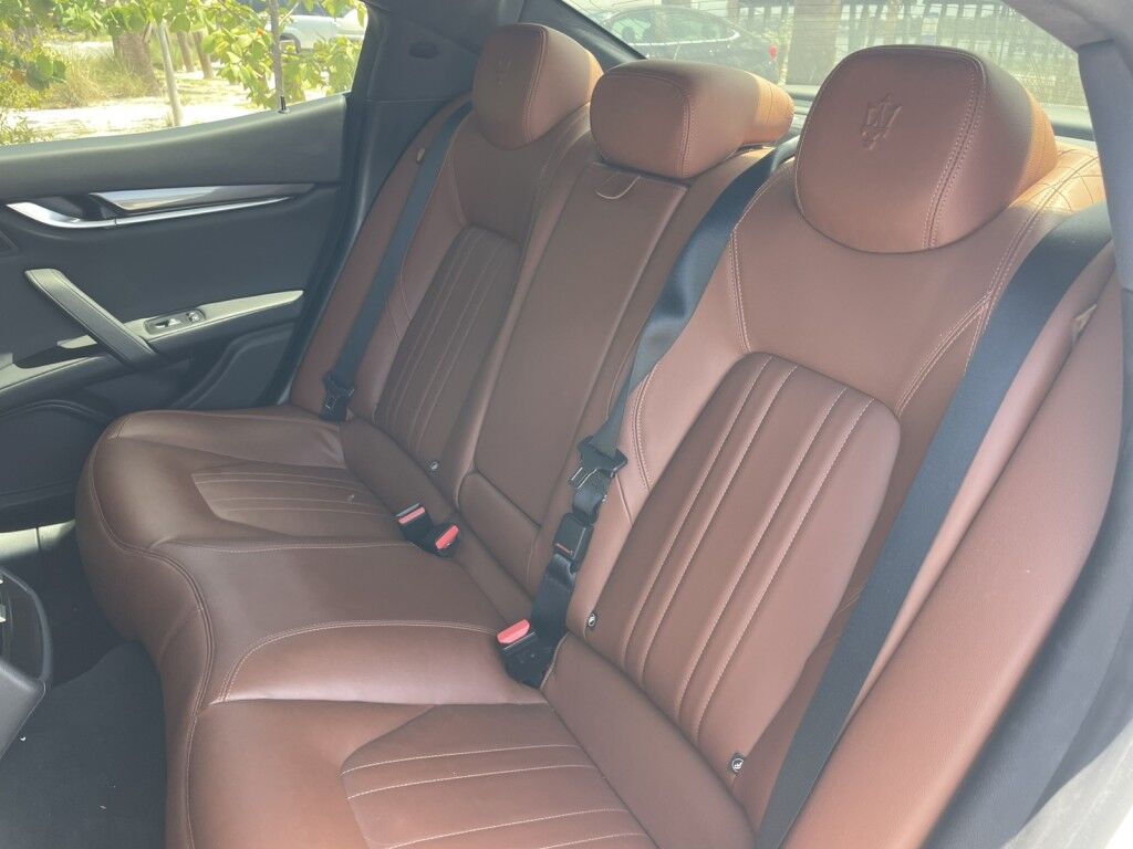 2016 Maserati Ghibli CLEAN CAR-FAX~ONLINE FINANCE~FRONT BUCKETS SEATS~NAVIGATION~REARVIEW CAMERA Sarasota FL