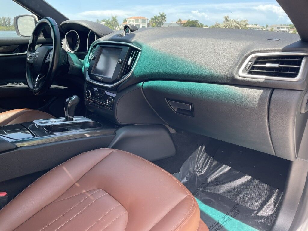 2016 Maserati Ghibli CLEAN CAR-FAX~ONLINE FINANCE~FRONT BUCKETS SEATS~NAVIGATION~REARVIEW CAMERA Sarasota FL