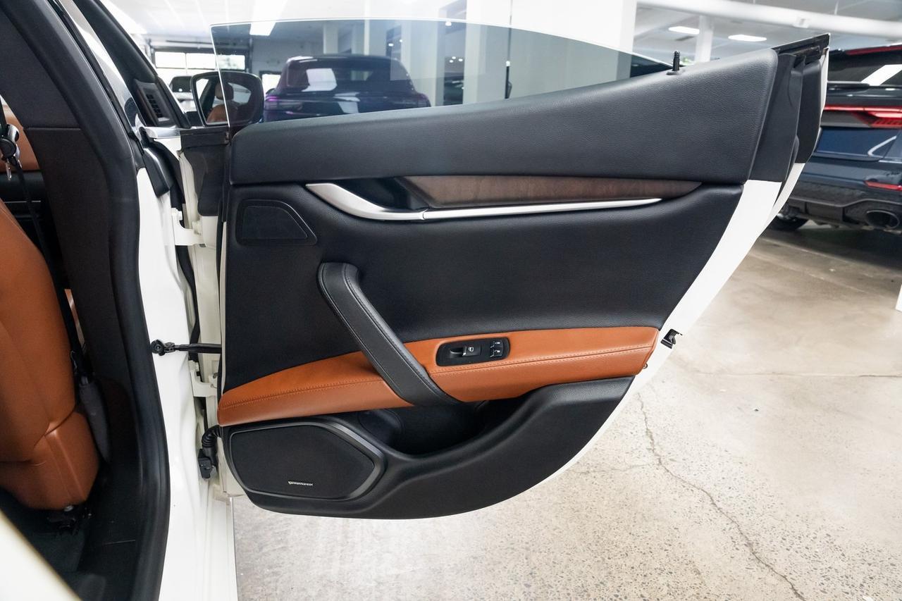 2016 Maserati Ghibli S Heated Seats Moonroof Portland OR