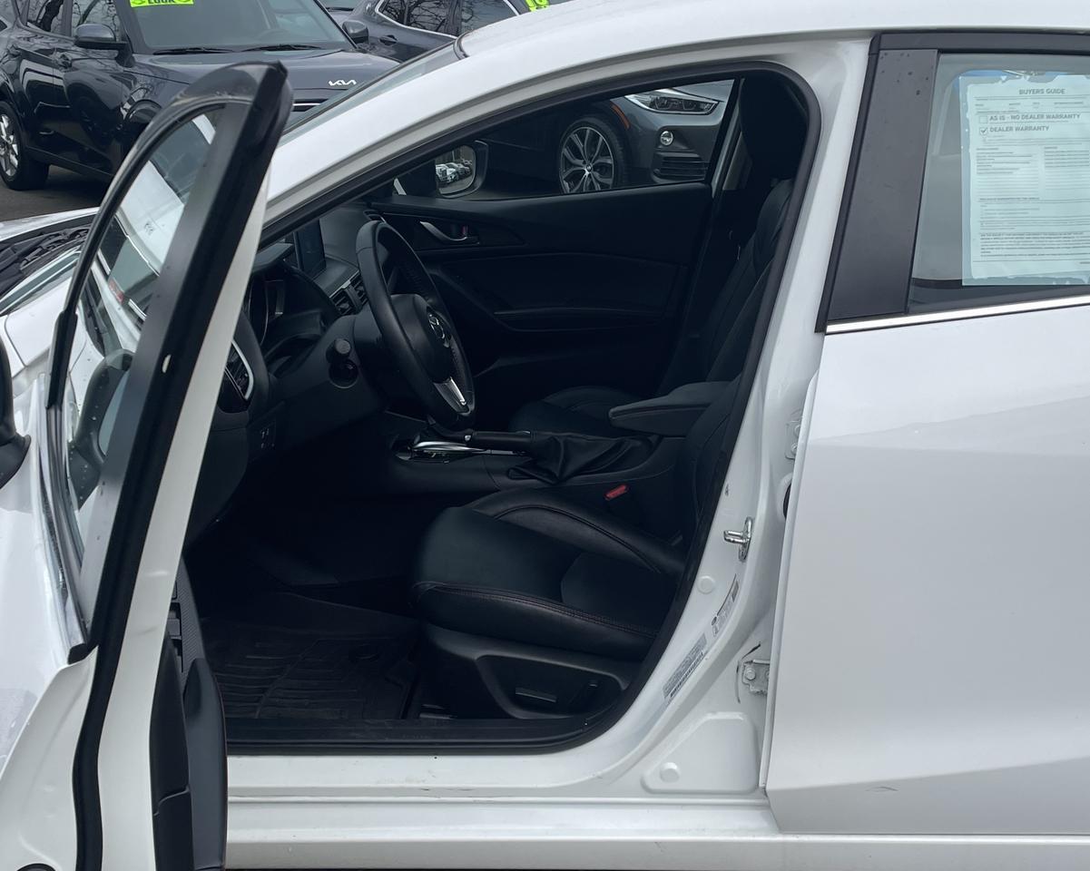 2016 Mazda MAZDA3 i Grand Touring Hatchback 4D Port Orchard WA