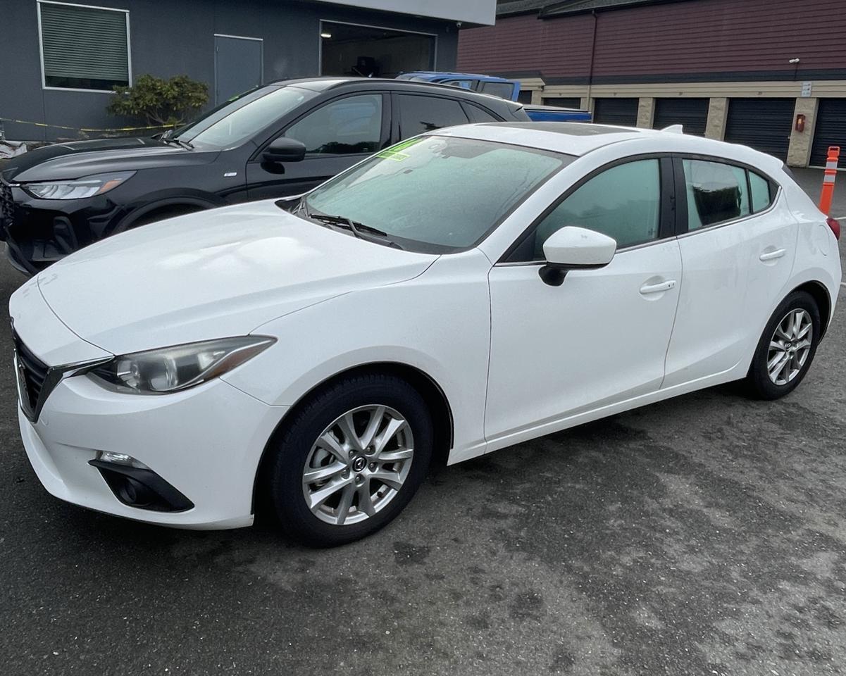 2016 Mazda MAZDA3 i Grand Touring Hatchback 4D
