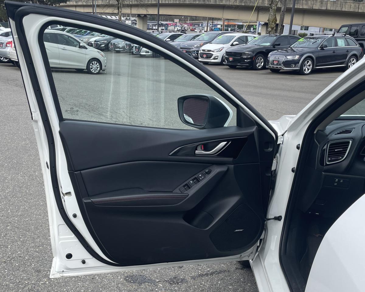 2016 Mazda MAZDA3 i Grand Touring Hatchback 4D Port Orchard WA