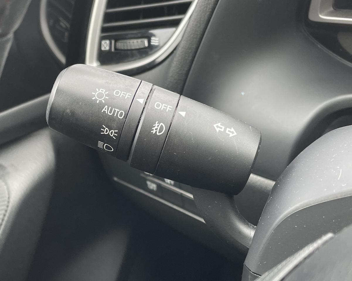 2016 Mazda MAZDA3 i Grand Touring Hatchback 4D Port Orchard WA