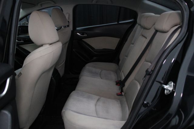 2016 Mazda MAZDA3 i Sport AT 4DR Chantilly VA