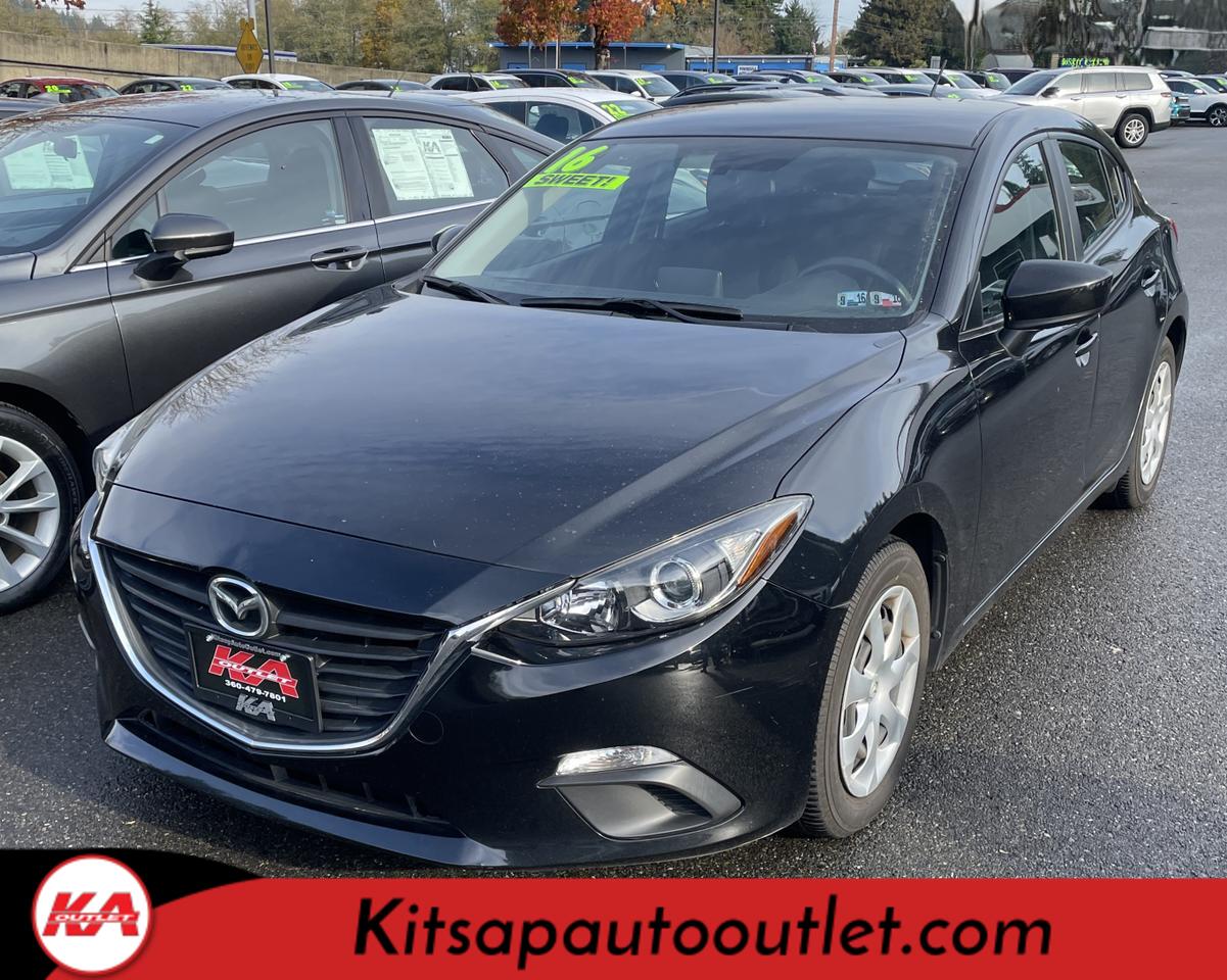 2016 Mazda MAZDA3 i Sport Hatchback 4D