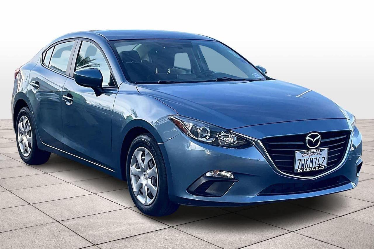 2016 Mazda MAZDA3 i Sport