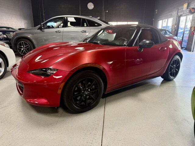 2016 Mazda MX-5 Miata Sport