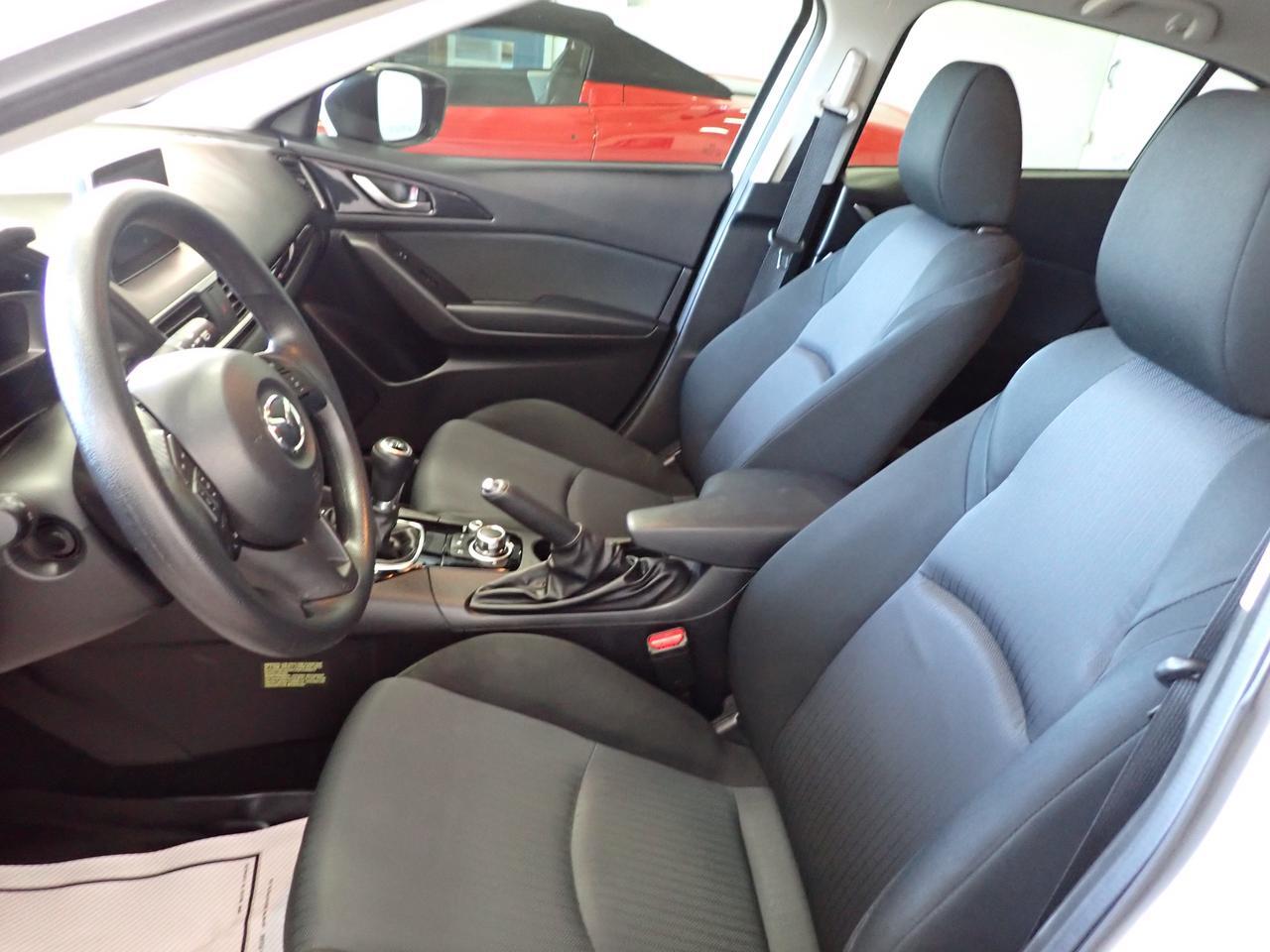 2016 Mazda Mazda3 GX 4DR HATCHBACK SPORT *MANUAL* Listowel ON