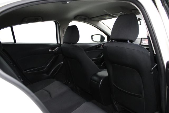 2016 Mazda Mazda3 Hatchback i Sport Chantilly VA