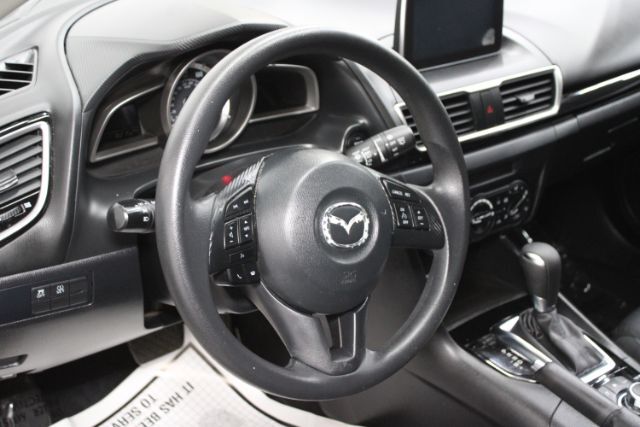 2016 Mazda Mazda3 Hatchback i Sport Chantilly VA
