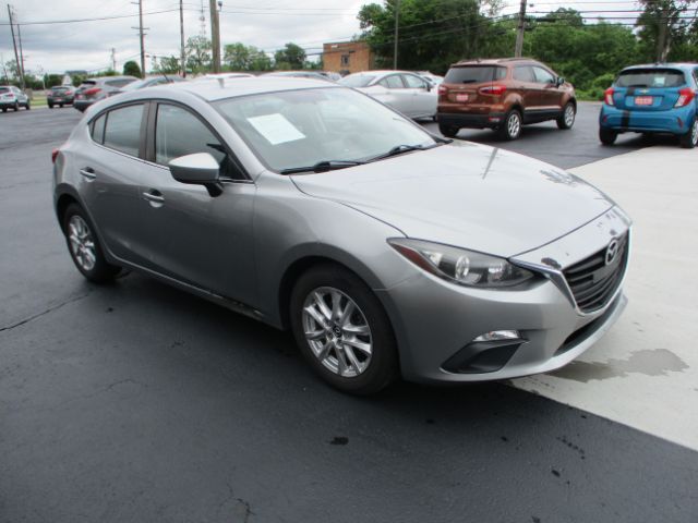 2016 Mazda Mazda3 Hatchback i Sport