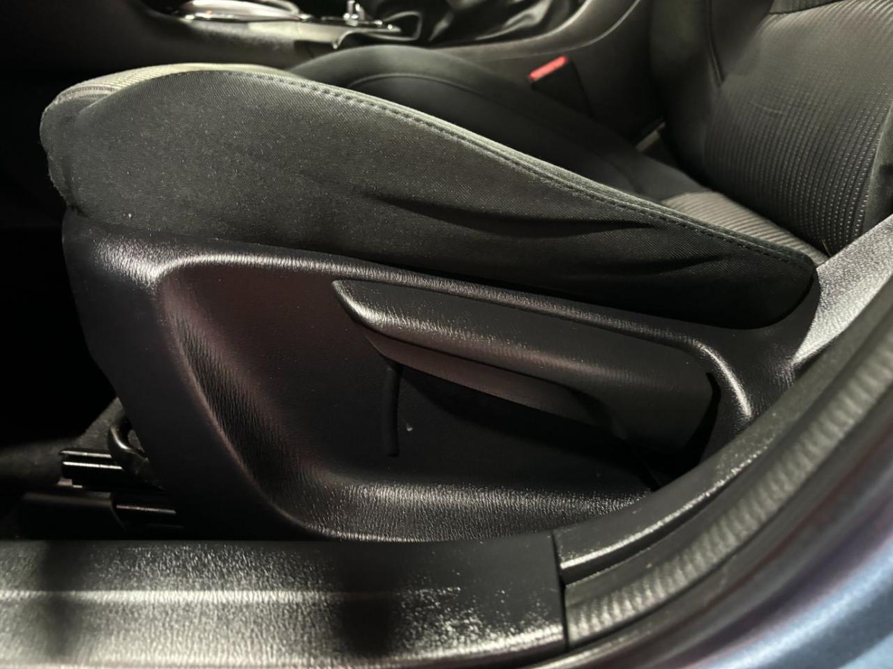 2016 Mazda Mazda3 Hatchback i Sport Franklin OH