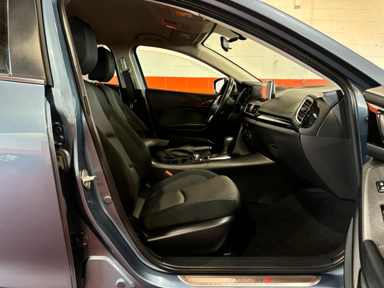 2016 Mazda Mazda3 Hatchback i Sport Franklin OH