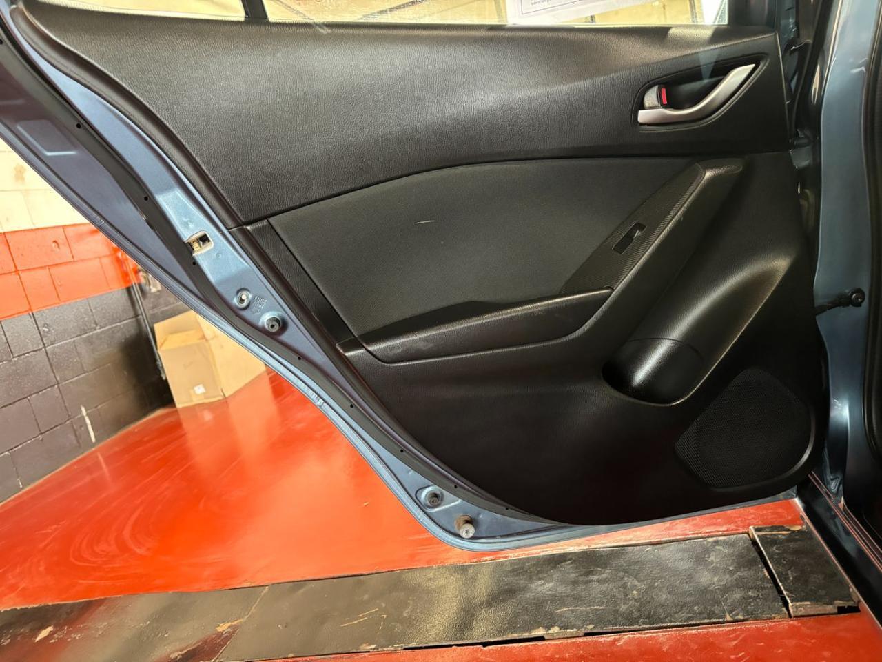 2016 Mazda Mazda3 Hatchback i Sport Franklin OH