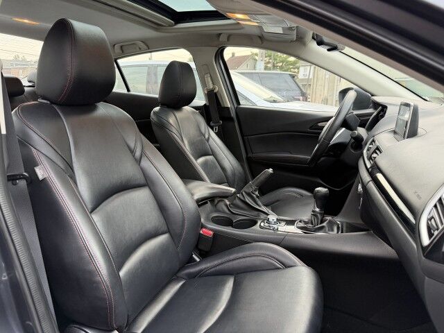 2016 Mazda Mazda3 i Grand Touring Whitehall PA