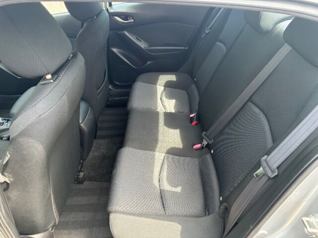 2016 Mazda Mazda3 i Sport Hattiesburg MS
