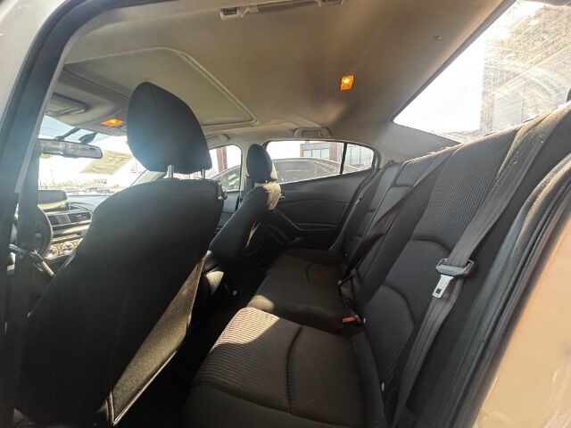 2016 Mazda Mazda3 i Touring