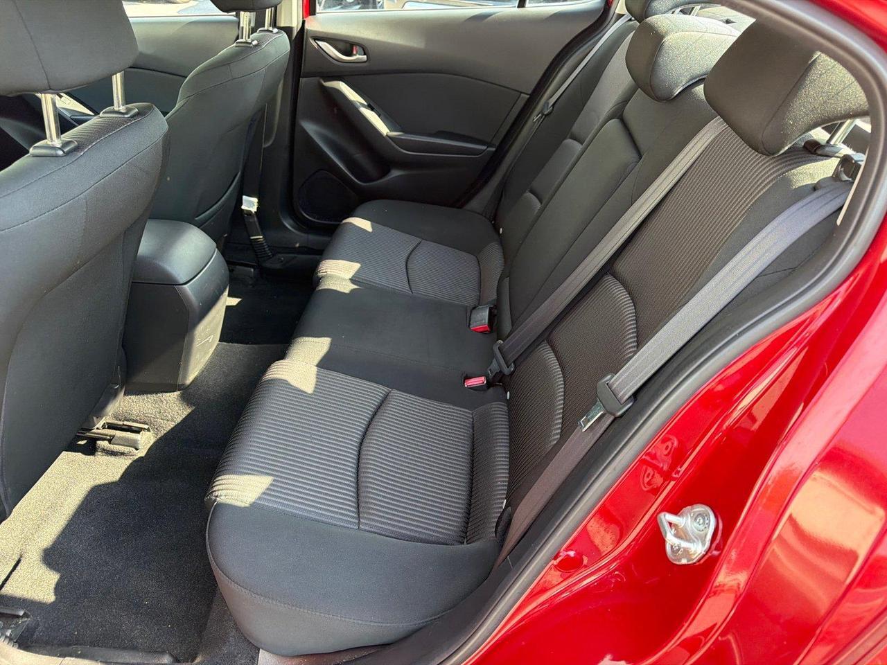 2016 Mazda Mazda3 i Touring Hagerstown MD