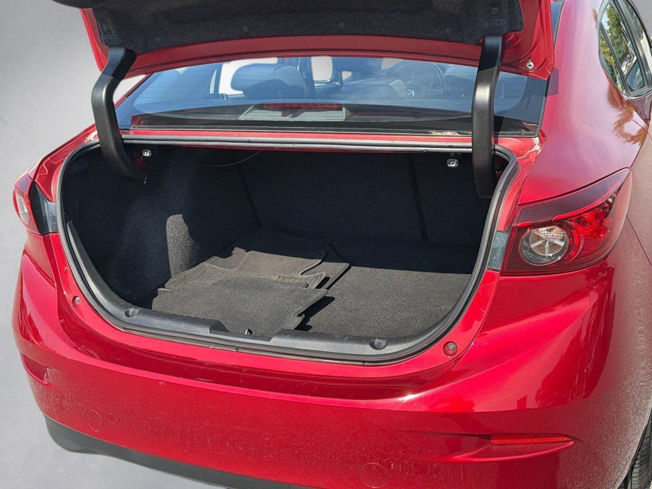 2016 Mazda Mazda3 i Touring Hagerstown MD