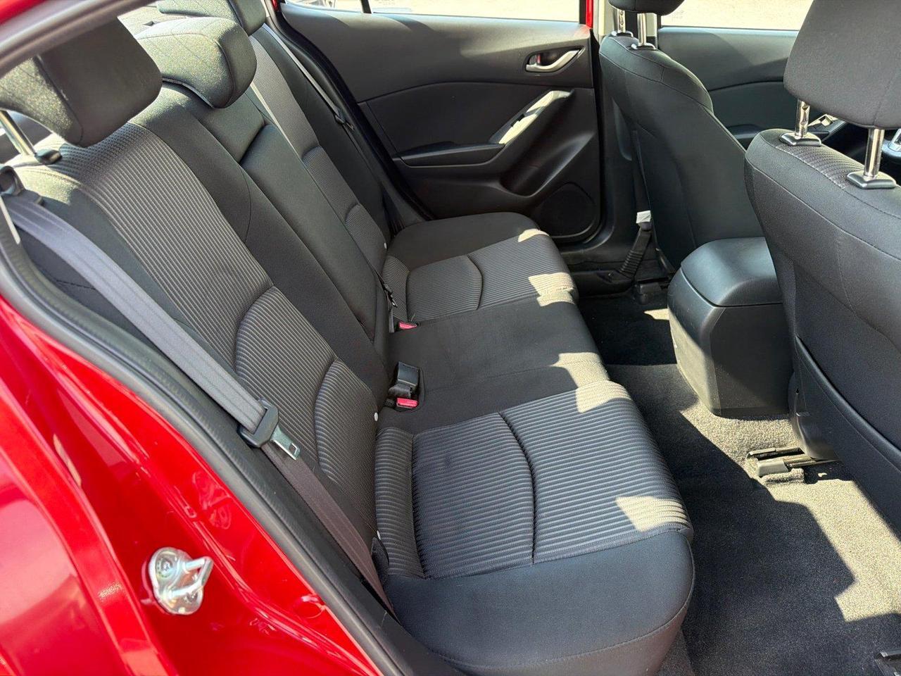 2016 Mazda Mazda3 i Touring Hagerstown MD