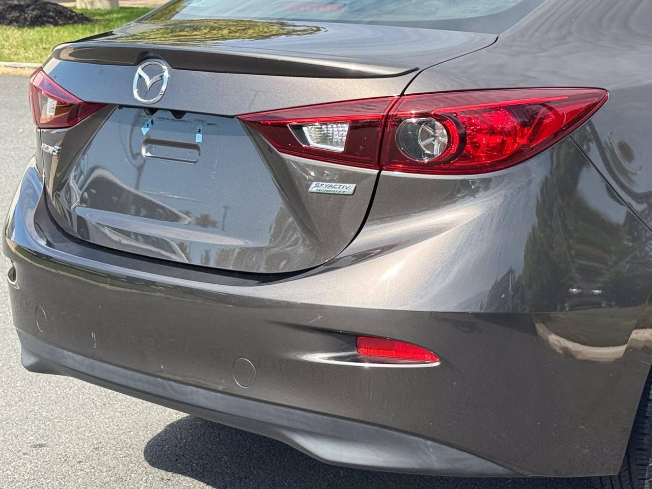 2016 Mazda Mazda3 i Touring Springfield VA