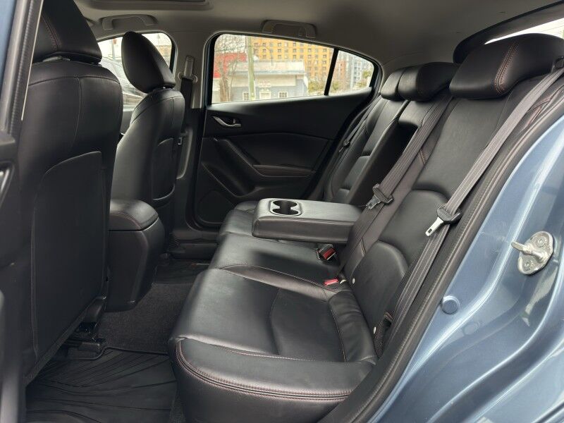 2016 Mazda Mazda3 s Touring Hatchback Arlington VA