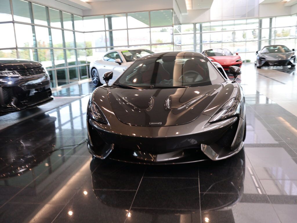 2016 McLaren 570S Base